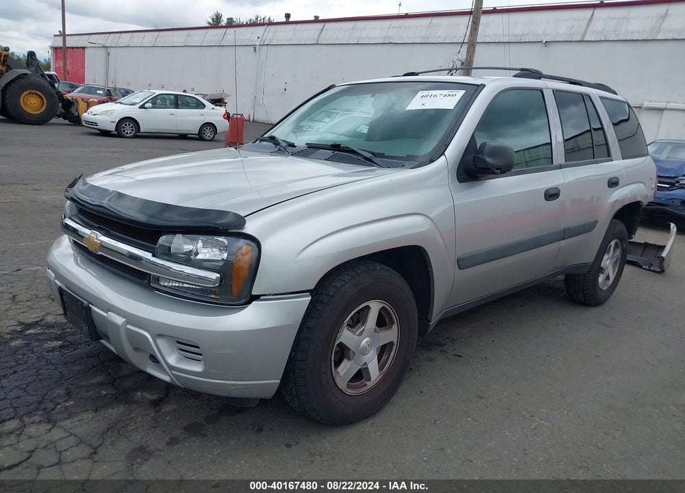 2005 CHEVROLET TRAILBLAZER LS VIN: 1GNDT13S252353077