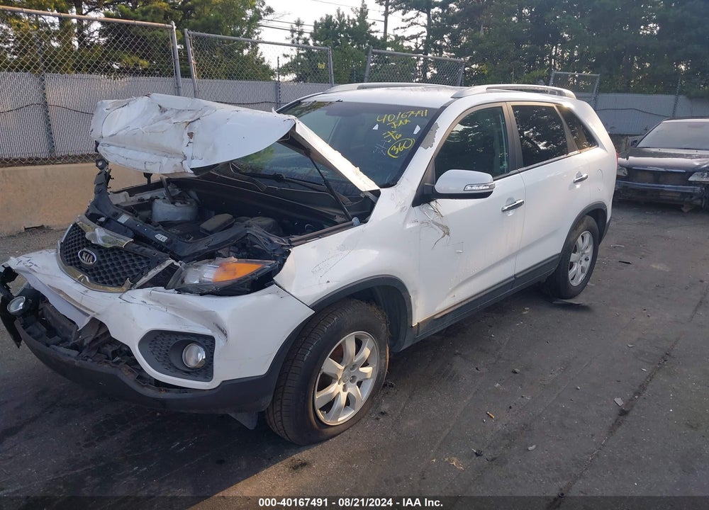 2013 KIA SORENTO VIN: 5XYKT3A60DG354069