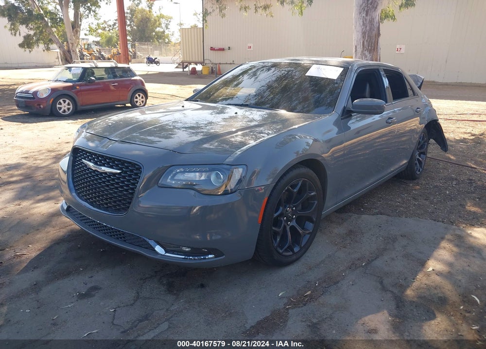 2019 CHRYSLER 300 300S VIN: 2C3CCABG2KH562800