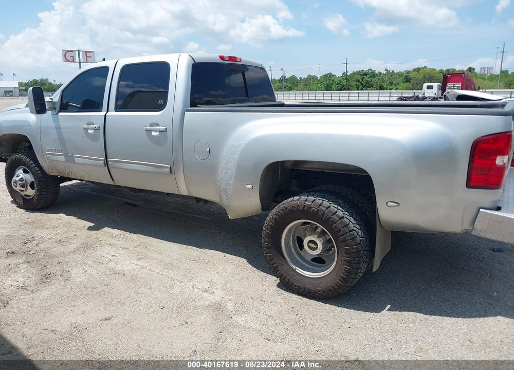 2014 CHEVROLET SILVERADO 3500HD LTZ VIN: 1GC4K1C8XEF121951