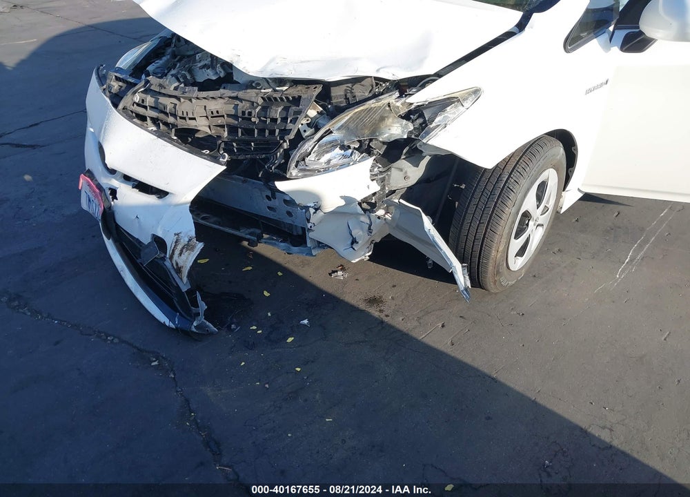 2015 TOYOTA PRIUS TWO VIN: JTDKN3DU7F1995422
