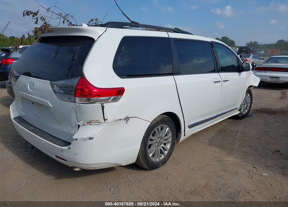 2013 TOYOTA SIENNA XLE V6 8 PASSENGER VIN: 5TDYK3DC7DS309762