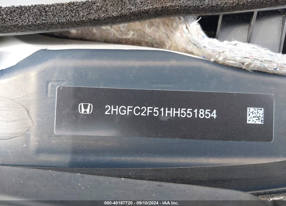 2017 HONDA CIVIC LX VIN: 2HGFC2F51HH551854