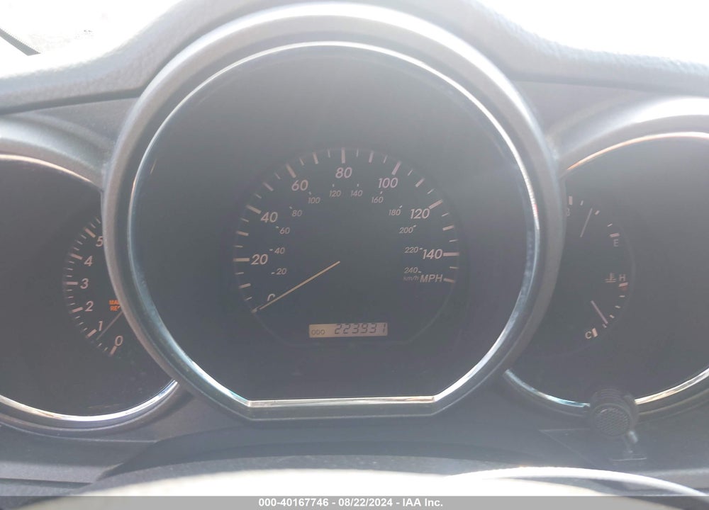 2005 LEXUS RX 330 VIN: 2T2HA31U25C060633