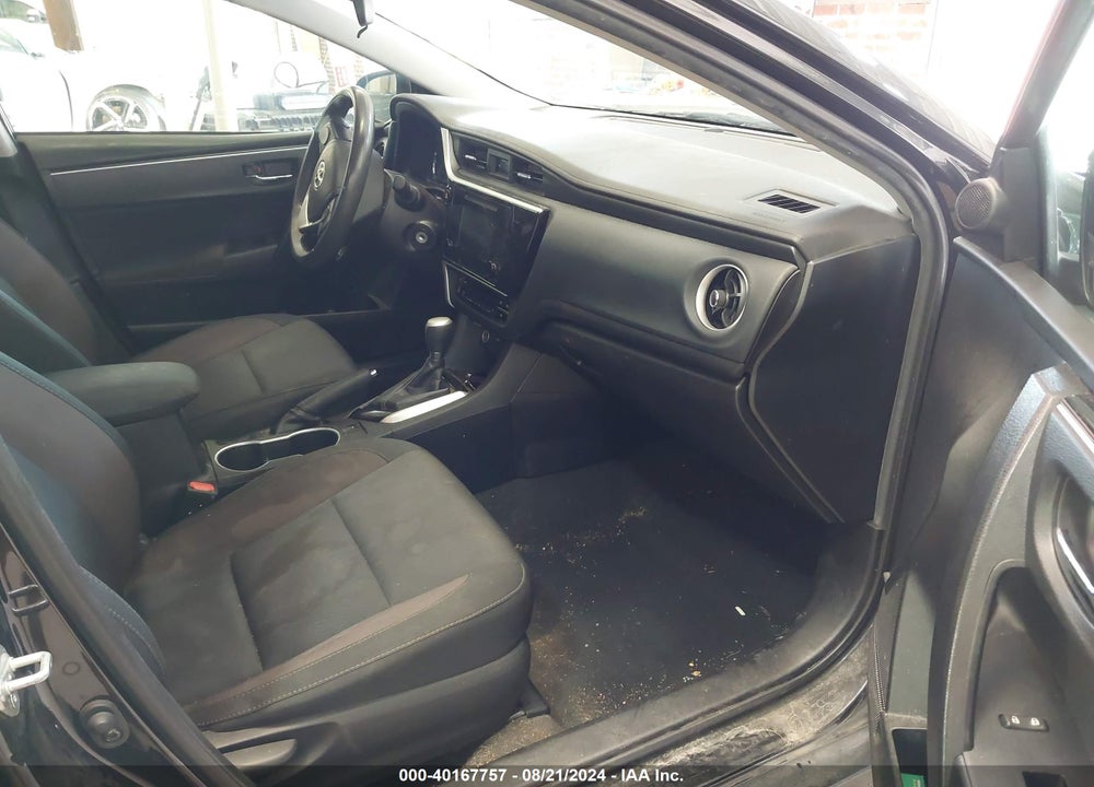 2019 TOYOTA COROLLA LE VIN: 2T1BURHE8KC188020