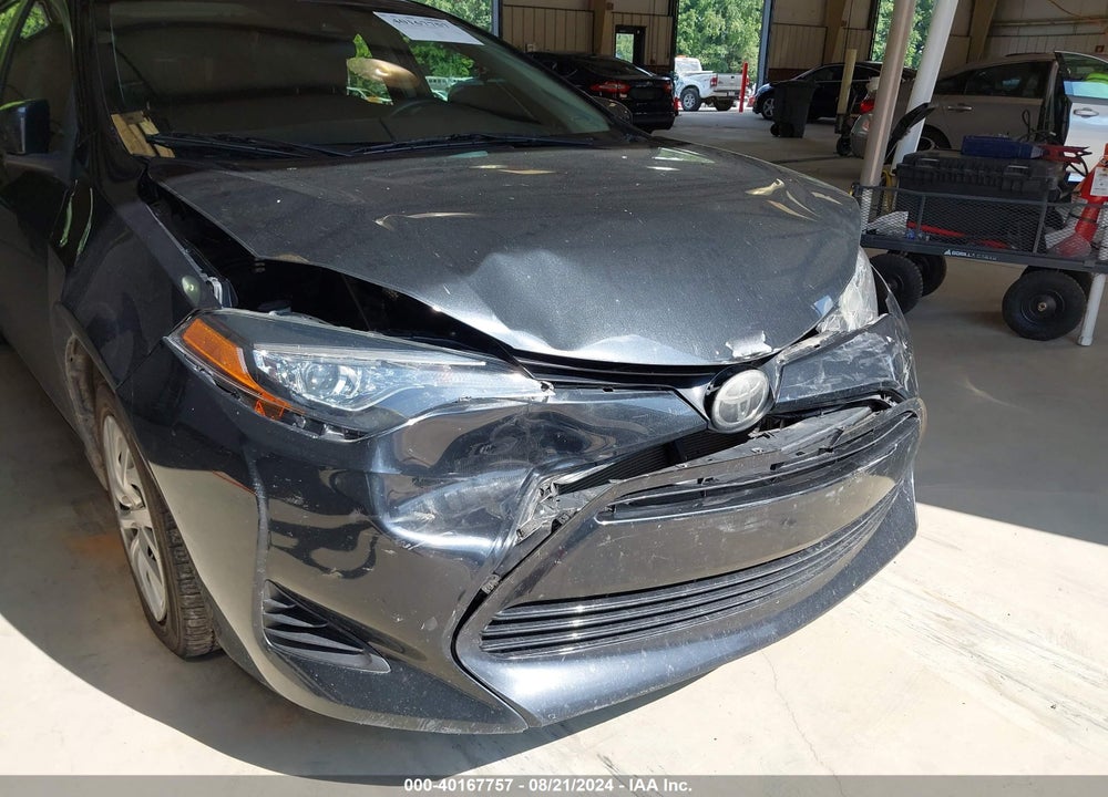 2019 TOYOTA COROLLA LE VIN: 2T1BURHE8KC188020