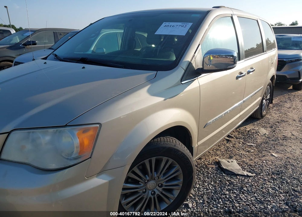2014 CHRYSLER TOWN & COUNTRY TOURING-L VIN: 2C4RC1CGXER165256