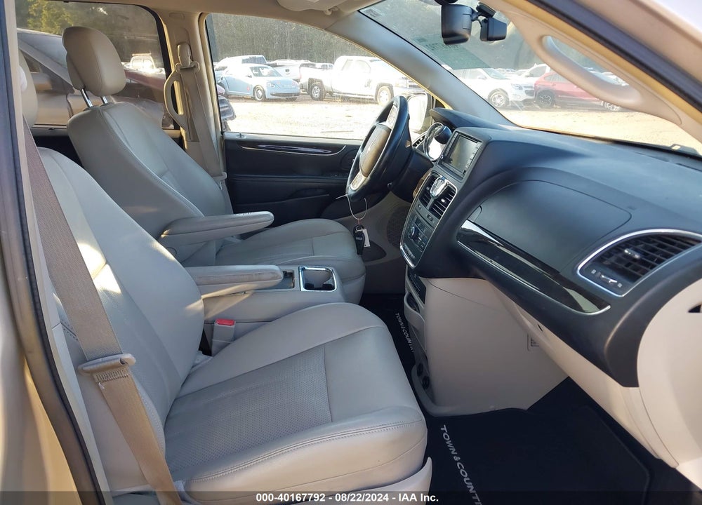 2014 CHRYSLER TOWN & COUNTRY TOURING-L VIN: 2C4RC1CGXER165256