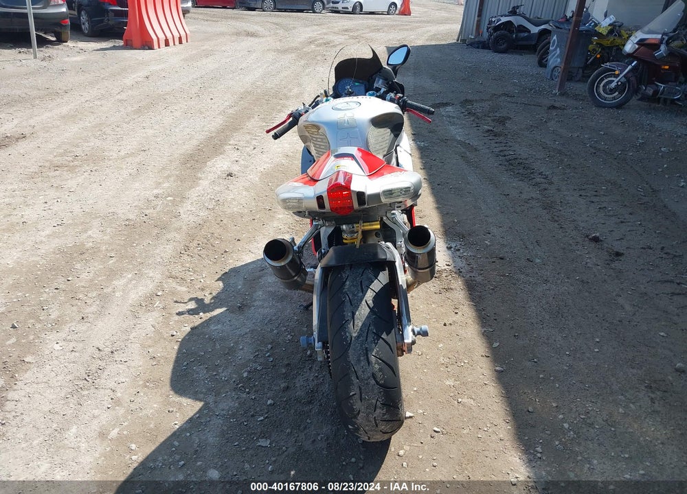 2007 APRILIA RSV 1000 R VIN: ZD4RRTR057S000516