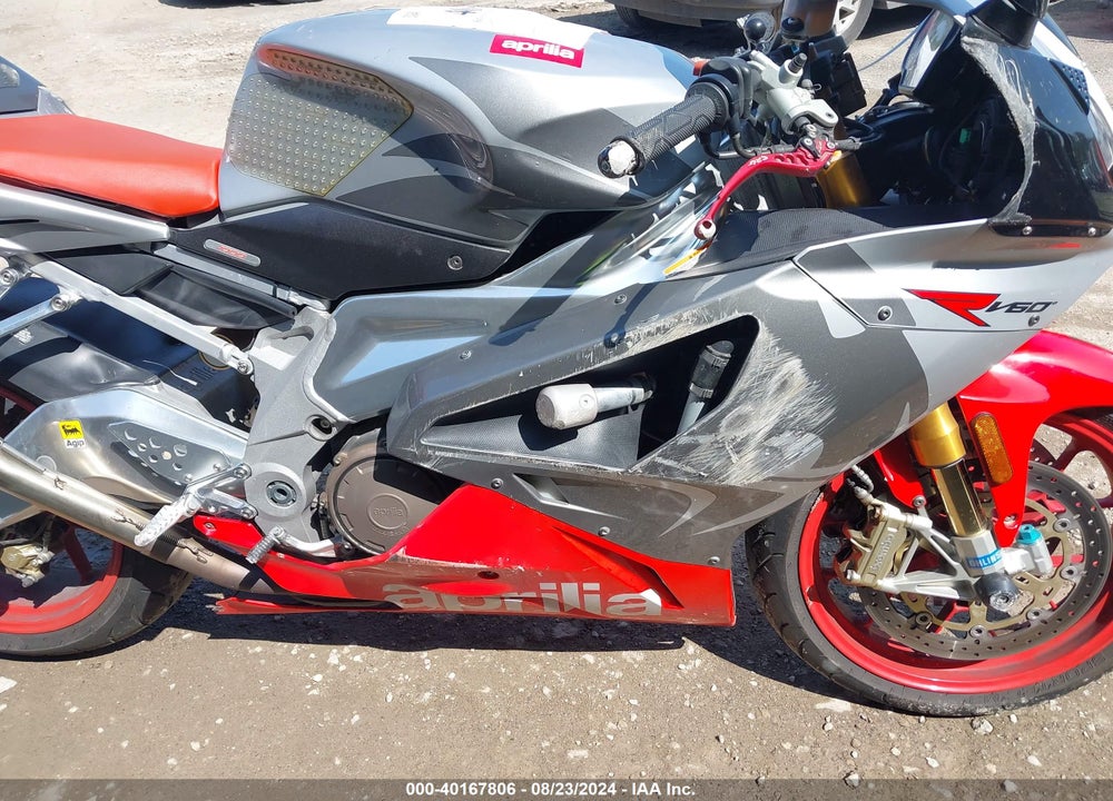 2007 APRILIA RSV 1000 R VIN: ZD4RRTR057S000516