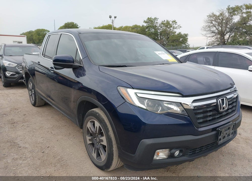 2017 HONDA RIDGELINE RTL-T VIN: 5FPYK3F66HB003015