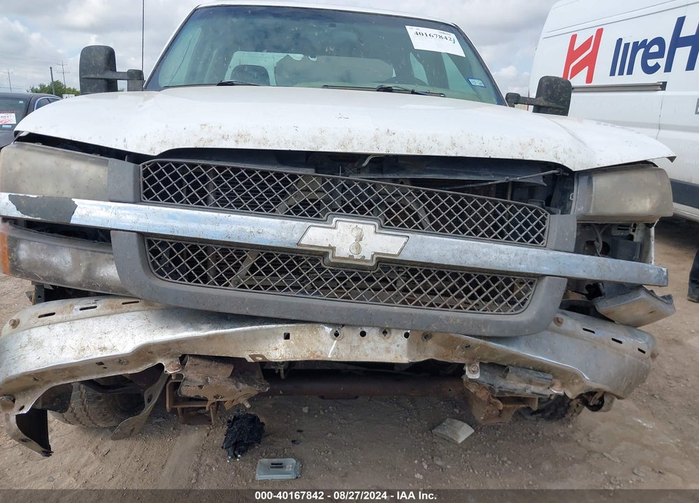 2004 CHEVROLET SILVERADO 2500HD WORK TRUCK VIN: 1GCHC23U64F195206