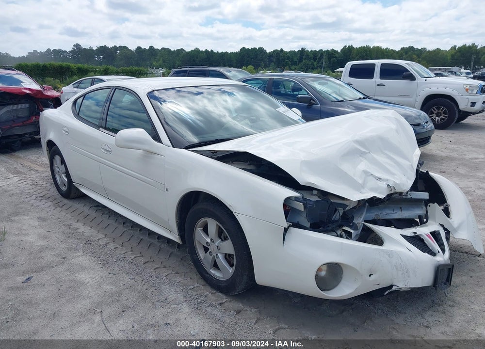 2008 PONTIAC GRAND PRIX VIN: 2G2WP552X81118087