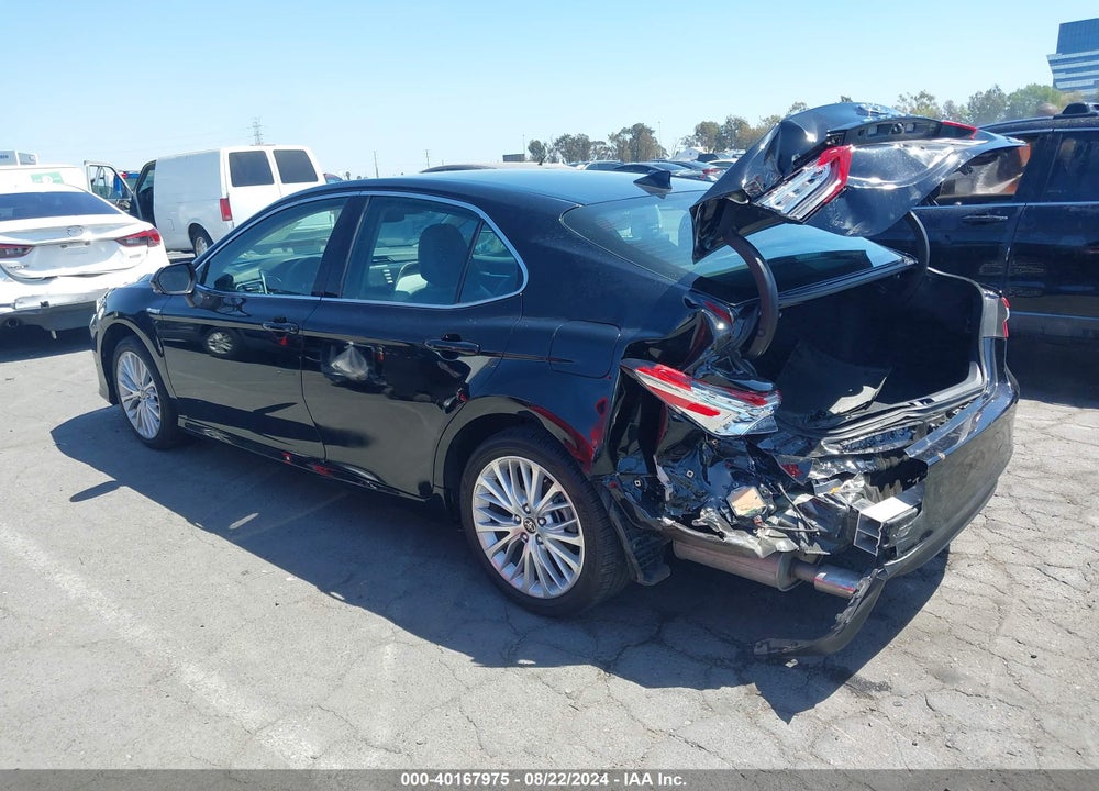 2020 TOYOTA CAMRY XLE HYBRID VIN: 4T1F31AK3LU532374