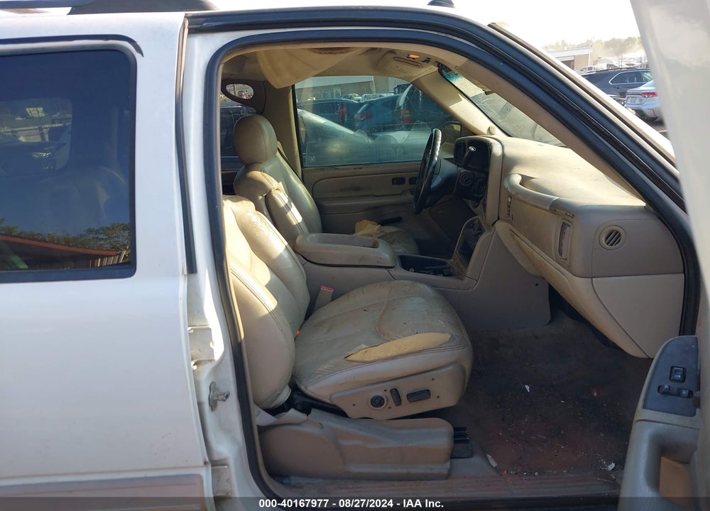 2005 CHEVROLET TAHOE LT VIN: 1GNEC13T75R170634
