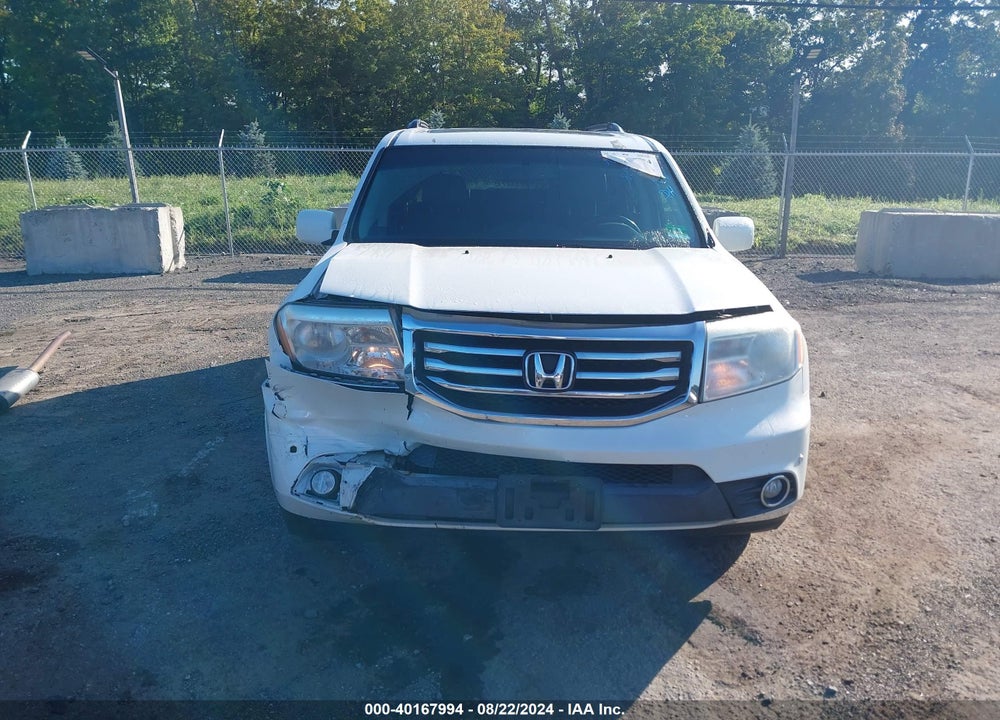 2012 HONDA PILOT TOURING VIN: 5FNYF4H9XCB077900