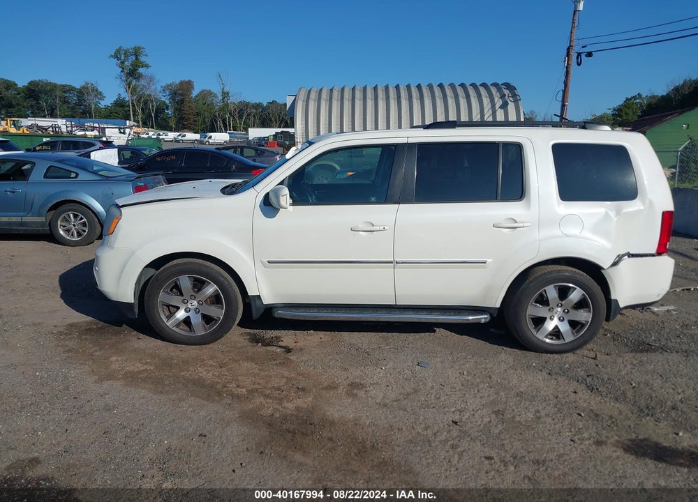 2012 HONDA PILOT TOURING VIN: 5FNYF4H9XCB077900