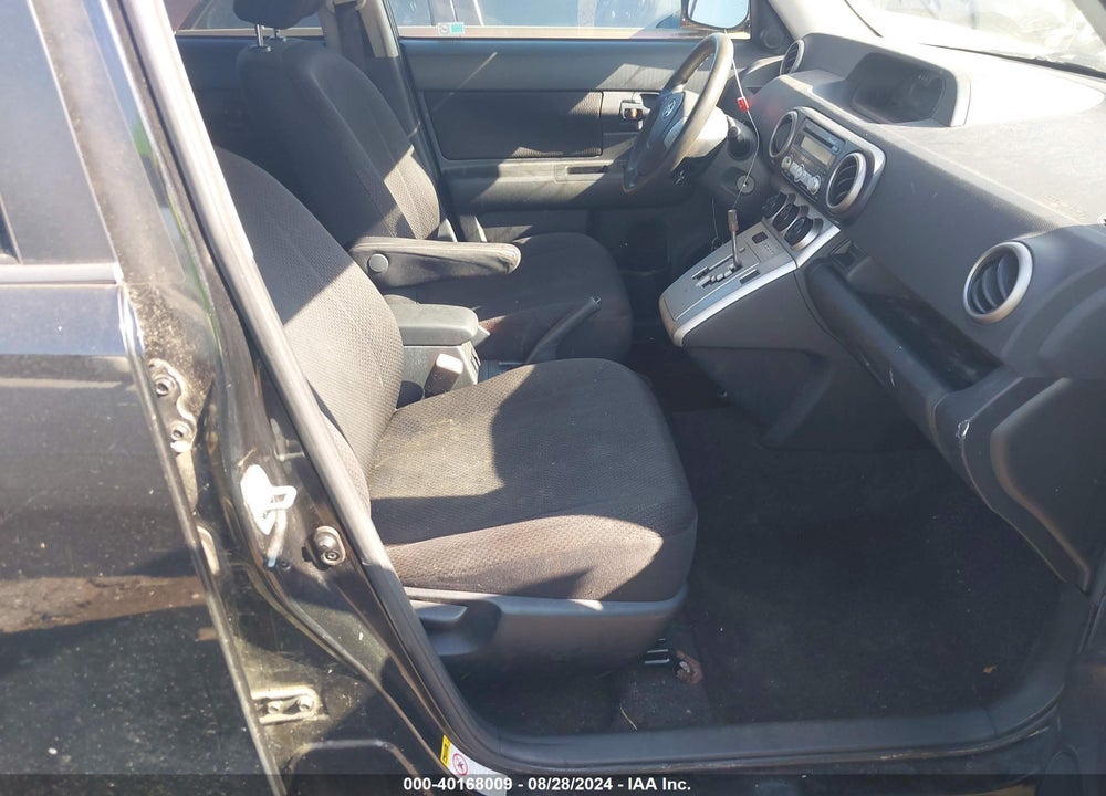 2009 SCION XB VIN: JTLKE50E991070790