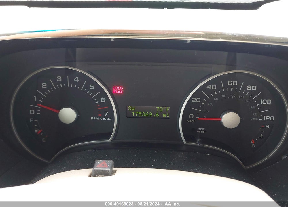 2006 FORD EXPLORER XLT VIN: 1FMEU73E36UA59888