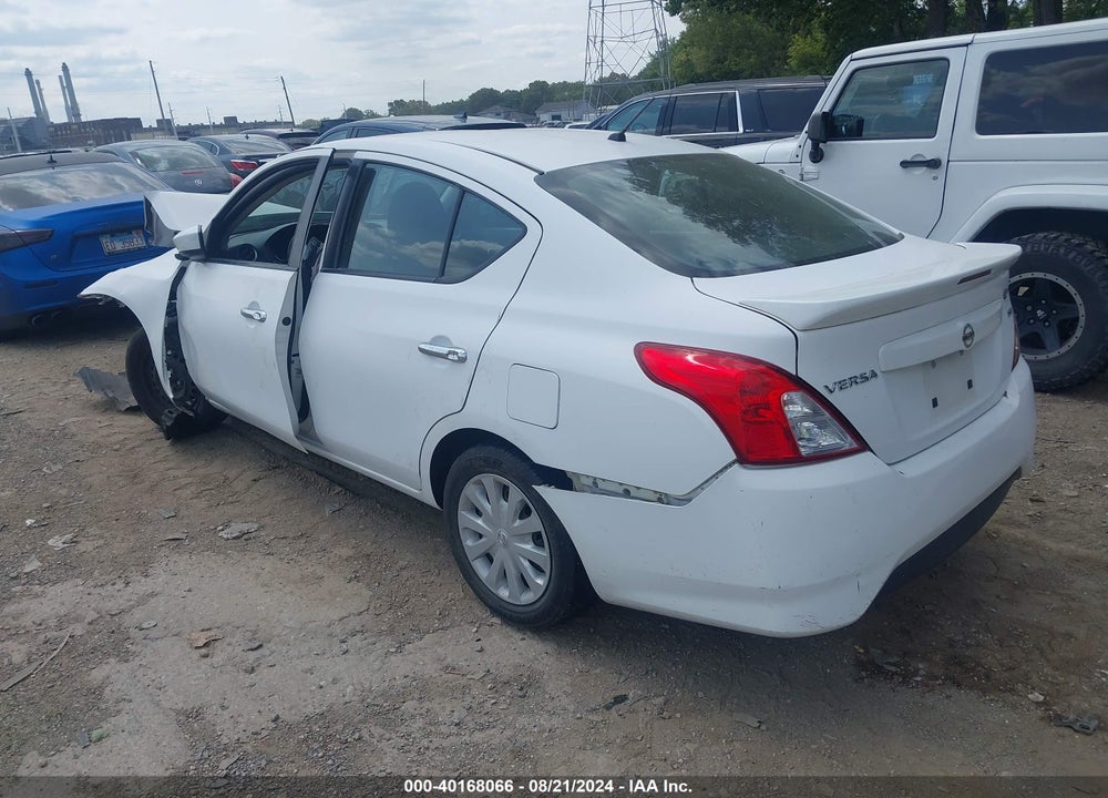2017 NISSAN VERSA 1.6 SV VIN: 3N1CN7AP0HK417211