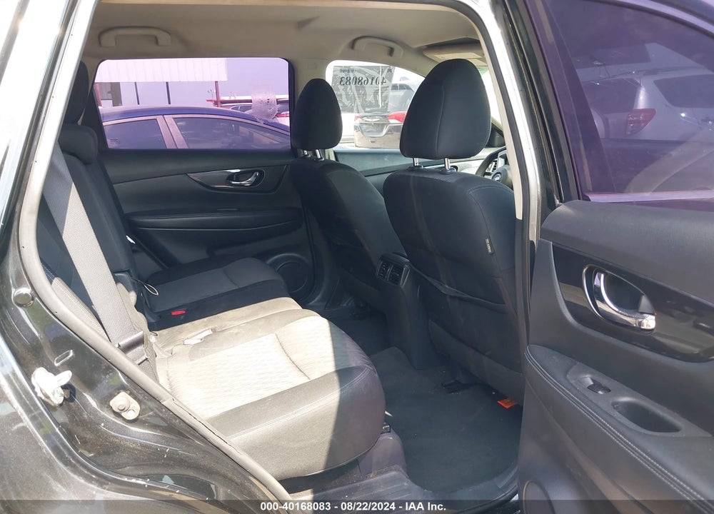 2018 NISSAN ROGUE S VIN: KNMAT2MT4JP586433