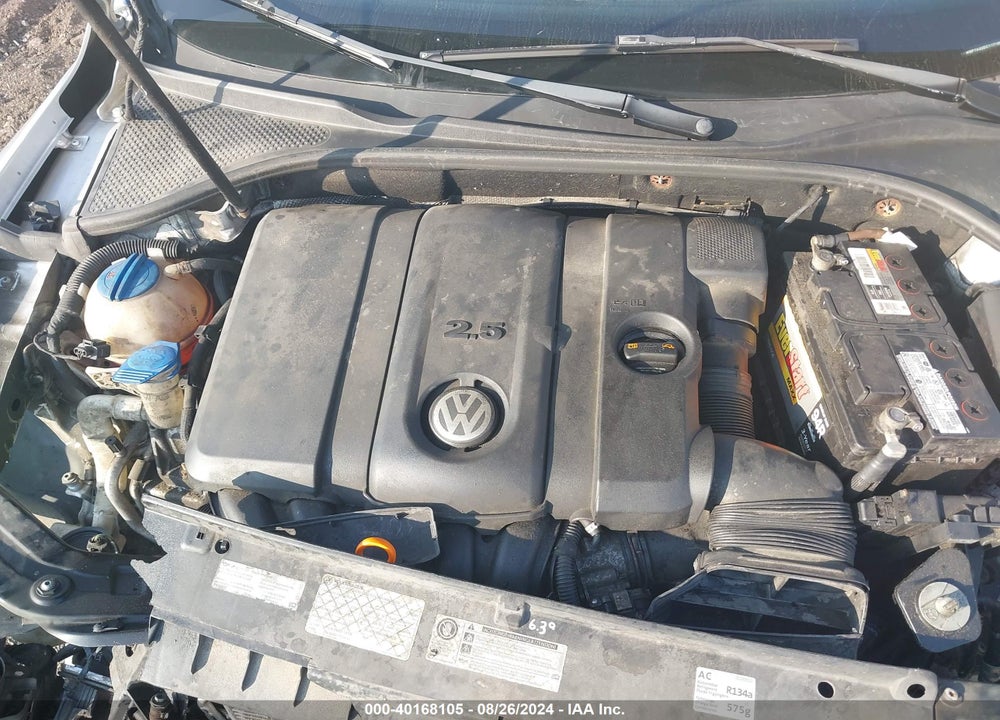 2013 VOLKSWAGEN PASSAT 2.5L SE VIN: 1VWBP7A32DC117196
