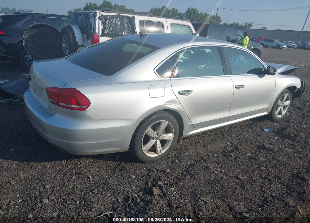 2013 VOLKSWAGEN PASSAT 2.5L SE VIN: 1VWBP7A32DC117196