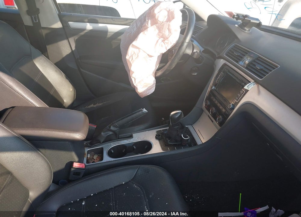 2013 VOLKSWAGEN PASSAT 2.5L SE VIN: 1VWBP7A32DC117196