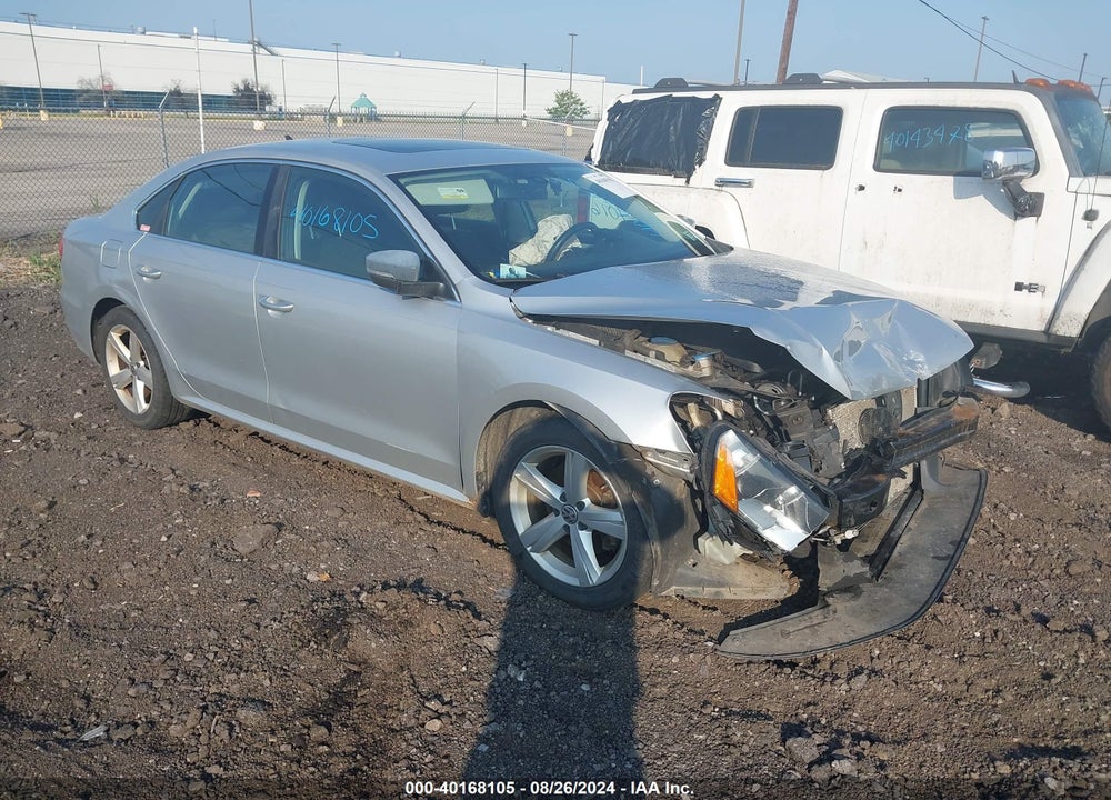 2013 VOLKSWAGEN PASSAT 2.5L SE VIN: 1VWBP7A32DC117196