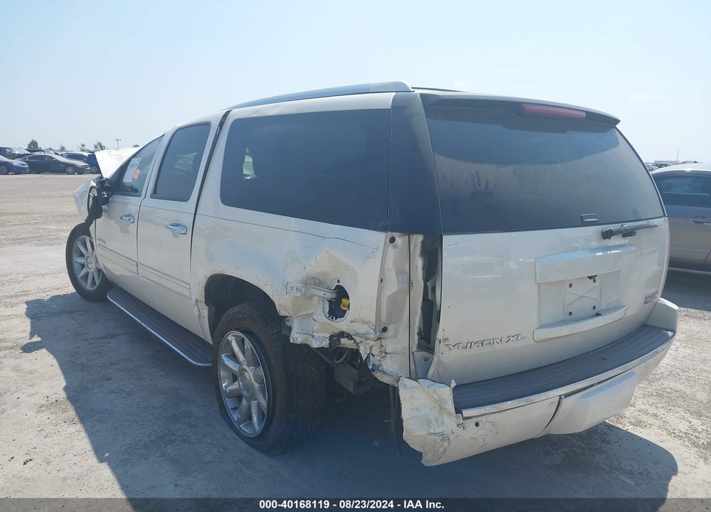 2014 GMC YUKON XL 1500 DENALI VIN: 1GKS1MEF5ER105991