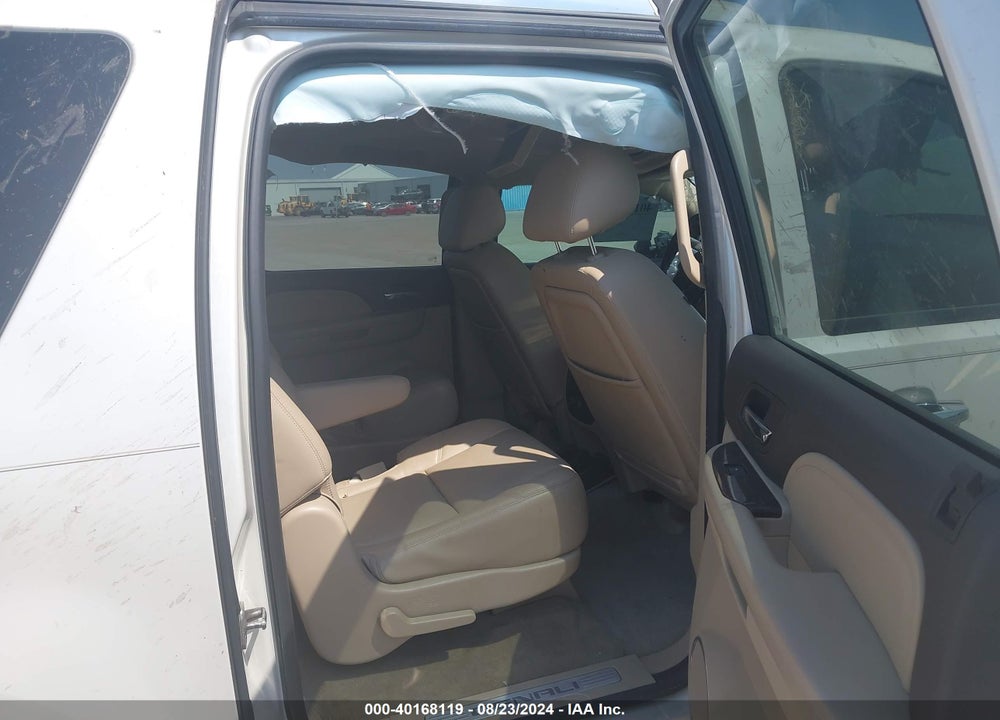 2014 GMC YUKON XL 1500 DENALI VIN: 1GKS1MEF5ER105991