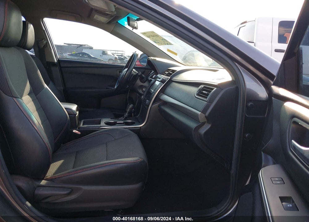 2016 TOYOTA CAMRY SE VIN: 4T1BF1FK6GU533944