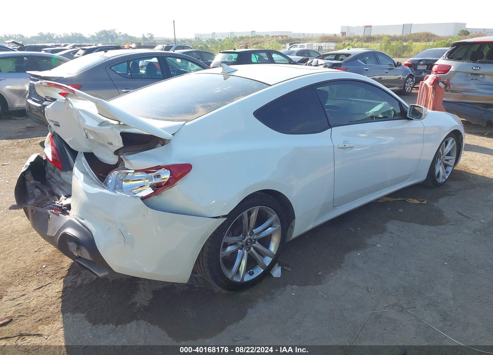 2011 HYUNDAI GENESIS 3.8 TRACK VIN: KMHHU6KH8BU043005