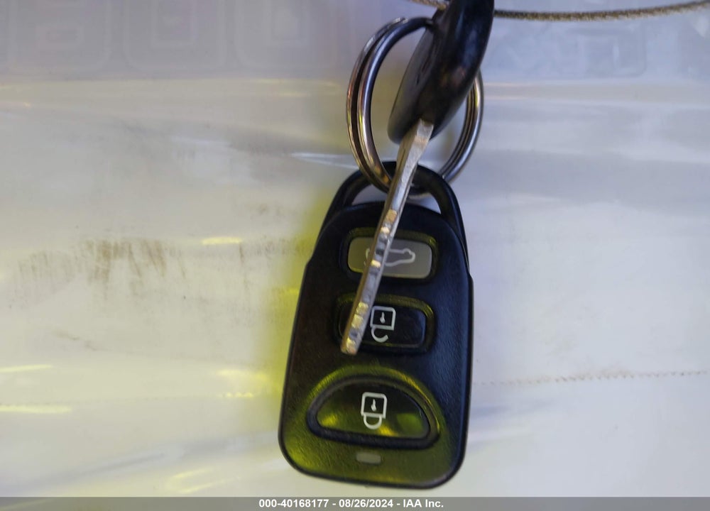2008 HYUNDAI SONATA GLS V6 VIN: 5NPET46F18H388130