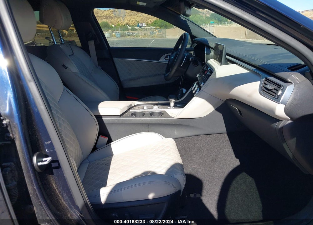 2023 GENESIS G70 3.3T RWD VIN: KMTG54TE6PU108951