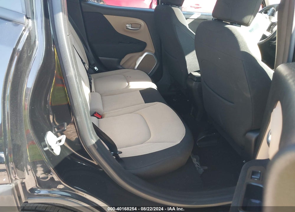 2015 JEEP RENEGADE LATITUDE VIN: ZACCJBBT2FPB89217