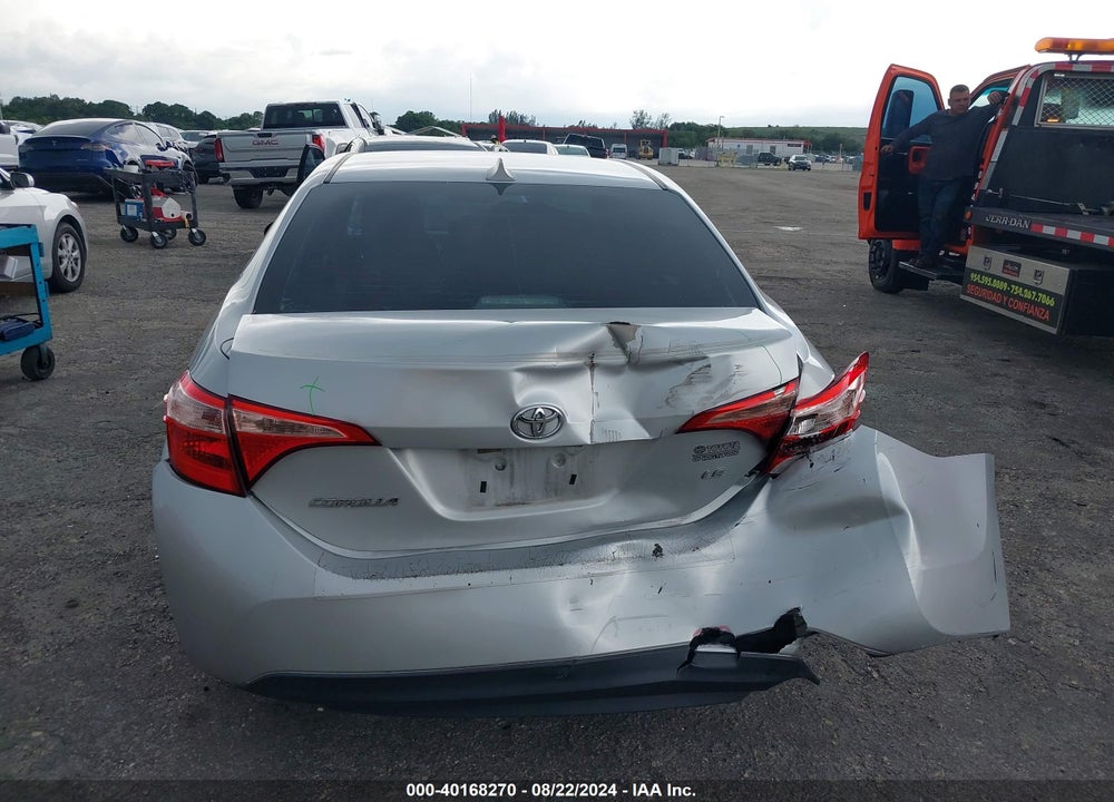 2017 TOYOTA COROLLA LE VIN: 5YFBURHE2HP631884