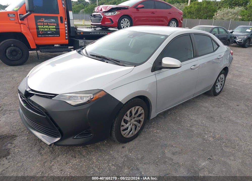 2017 TOYOTA COROLLA LE VIN: 5YFBURHE2HP631884