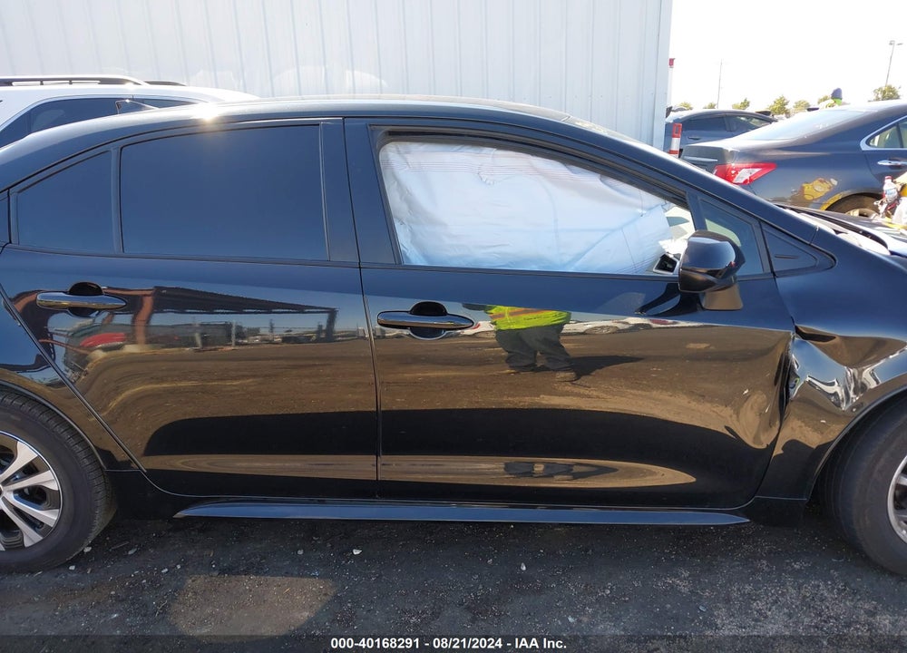 2022 TOYOTA COROLLA HYBRID LE VIN: JTDEAMDE1NJ050679