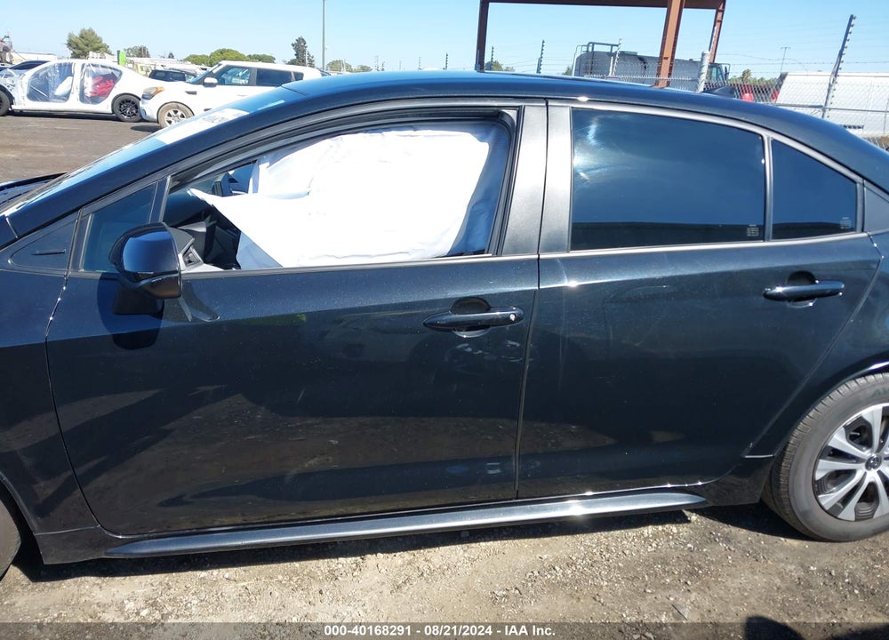 2022 TOYOTA COROLLA HYBRID LE VIN: JTDEAMDE1NJ050679