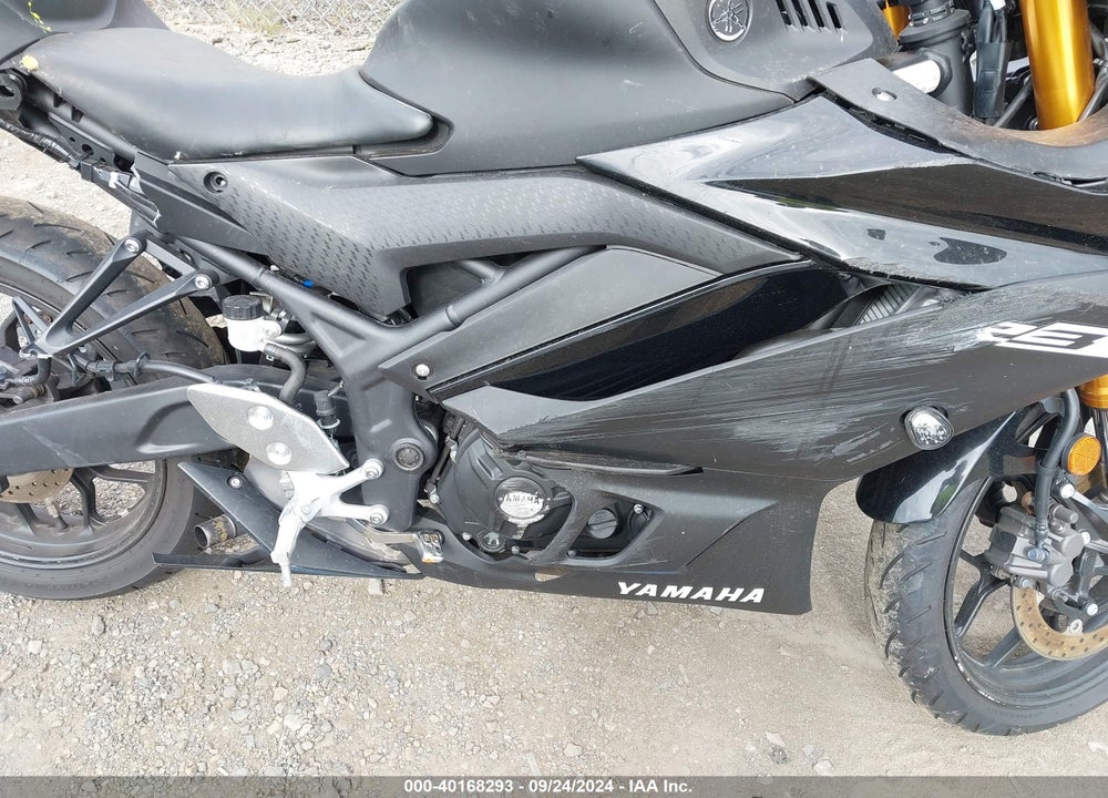 2019 YAMAHA YZFR3 VIN: MH3RH17Y8KK002265