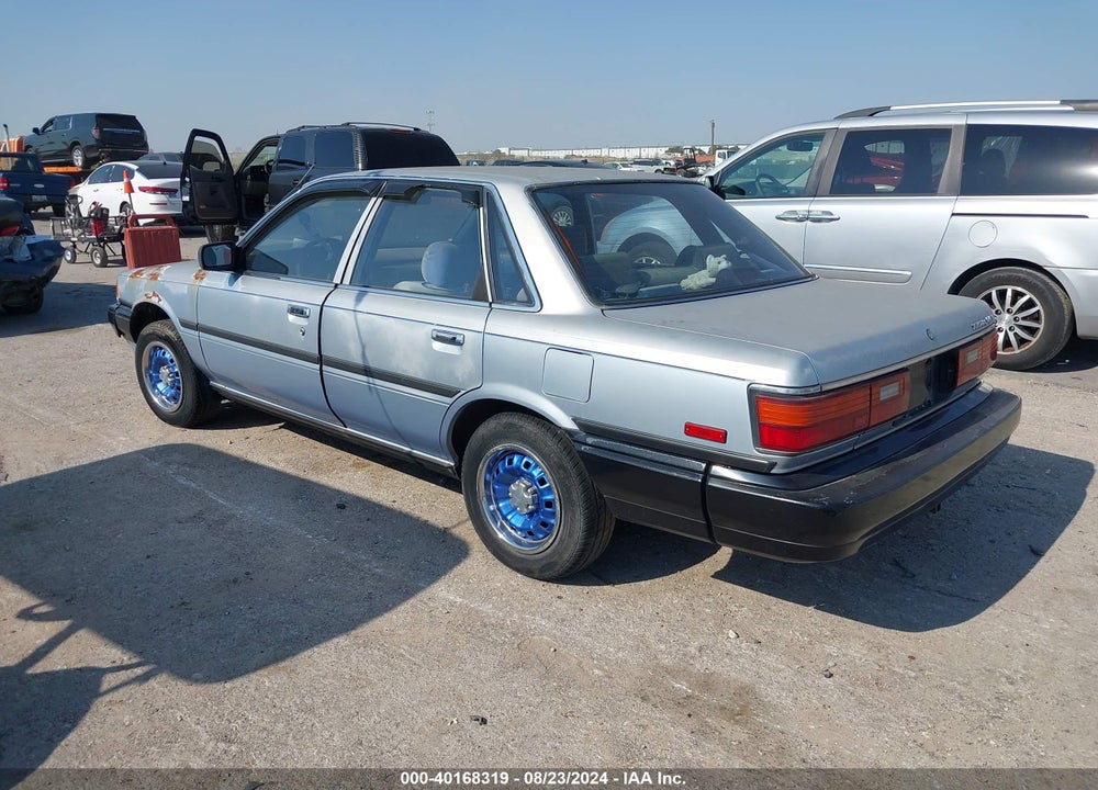 1988 TOYOTA CAMRY VIN: JT2SV24EXJ3301783