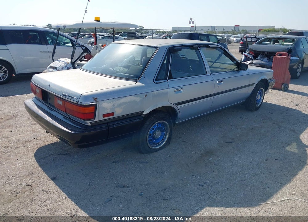 1988 TOYOTA CAMRY VIN: JT2SV24EXJ3301783