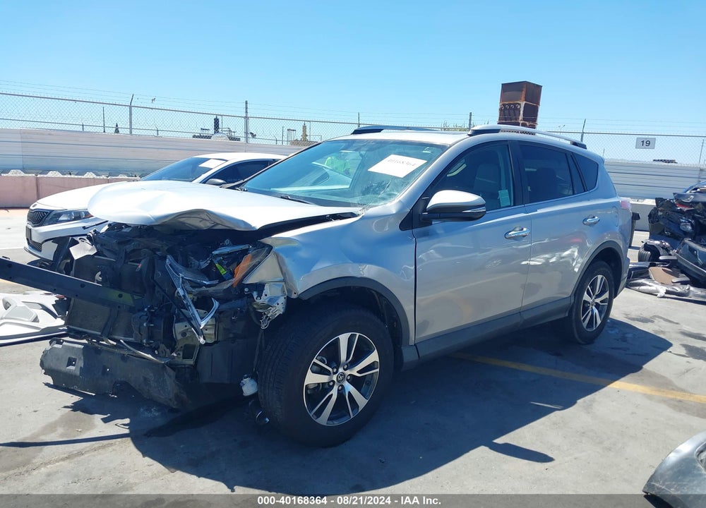 2016 TOYOTA RAV4 XLE VIN: 2T3WFREV4GW285468