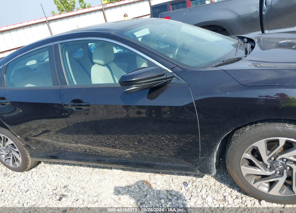 2017 HONDA CIVIC EX VIN: 2HGFC2F77HH537782