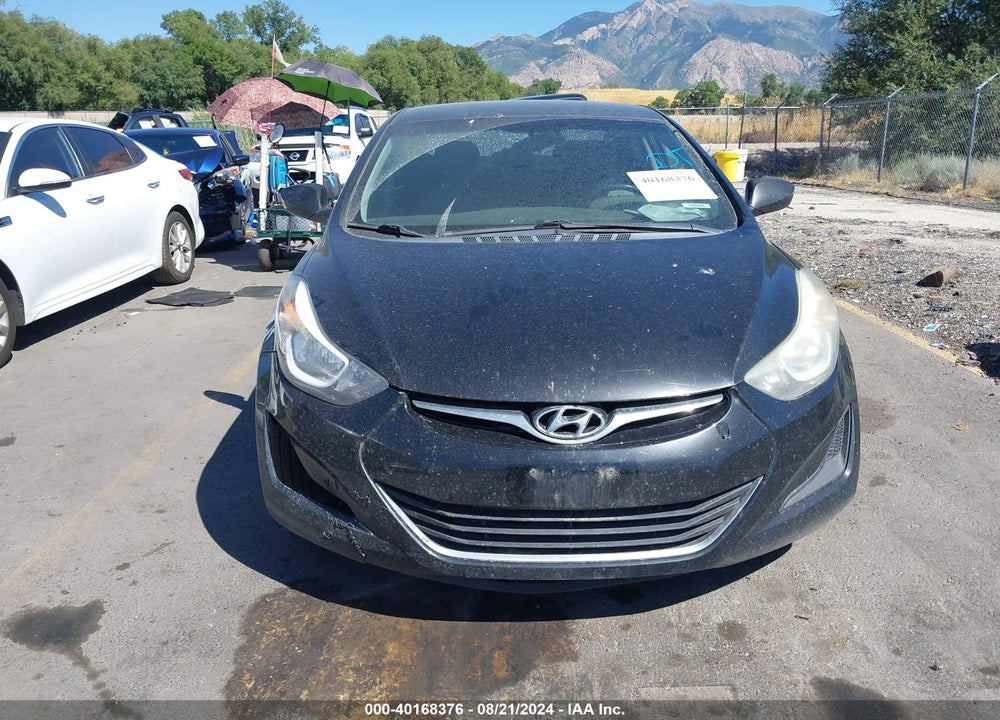 2016 HYUNDAI ELANTRA SE VIN: 5NPDH4AE7GH687700