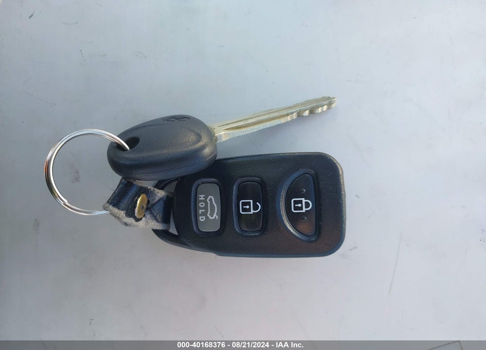 2016 HYUNDAI ELANTRA SE VIN: 5NPDH4AE7GH687700