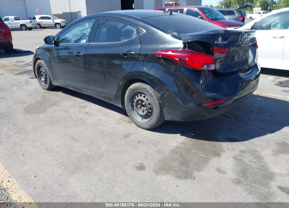 2016 HYUNDAI ELANTRA SE VIN: 5NPDH4AE7GH687700