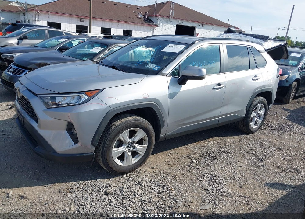 2019 TOYOTA RAV4 XLE VIN: 2T3P1RFV6KW056588