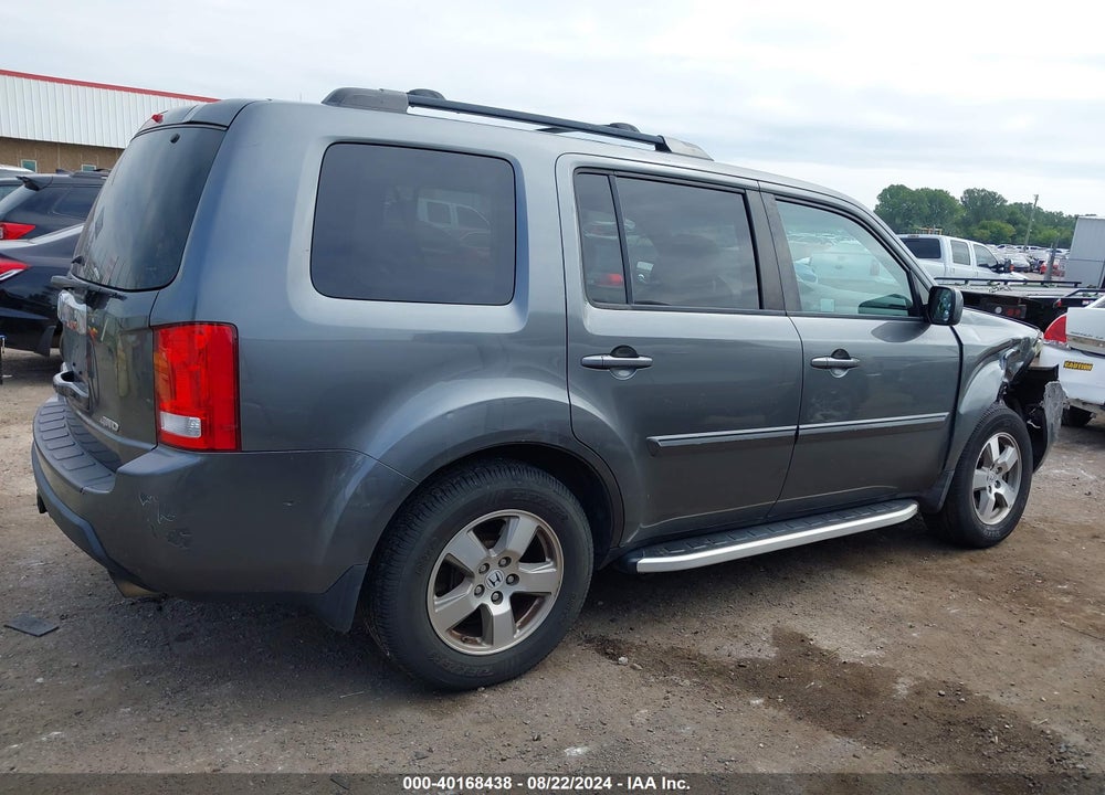 2011 HONDA PILOT EX-L VIN: 5FNYF4H73BB044301